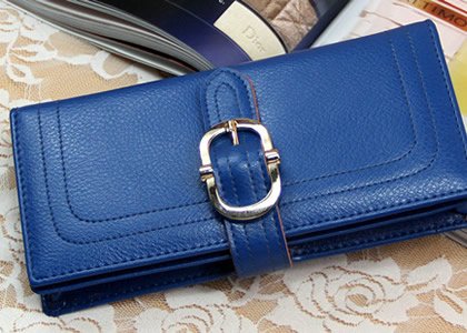 How to maintain genuine leather goods? H